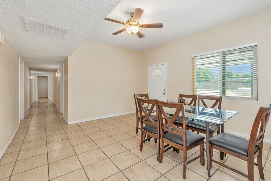 More Photos Of 5915 Weedpatch Hwy, Bakersfield Apartments For Sale