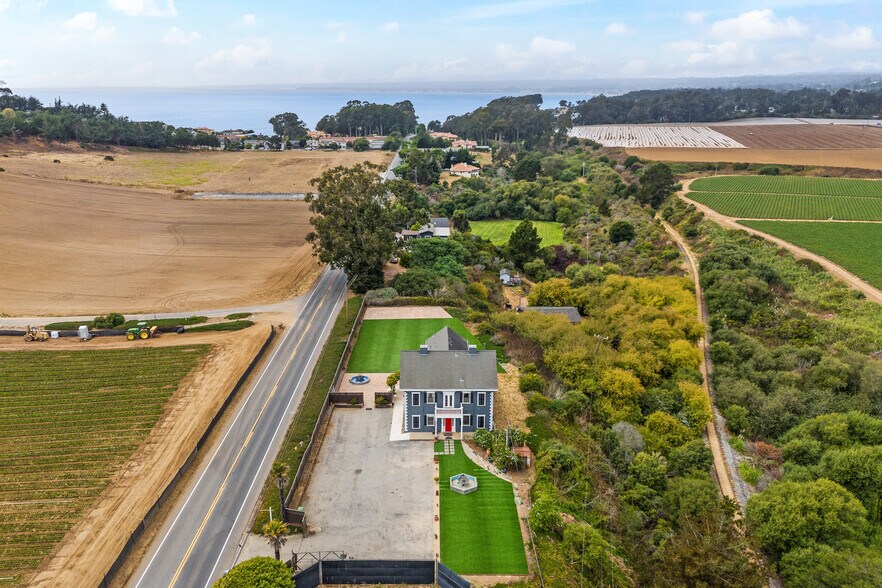More Photos Of 1258 San Andreas Rd, La Selva Beach Hospitality For Sale