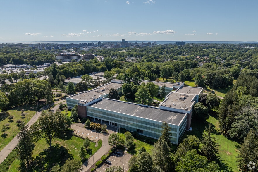 More Photos Of 120 Long Ridge Rd, Stamford Office For Lease
