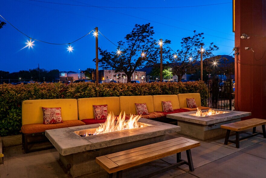 More Photos Of 102 E Pima St, Cottonwood Restaurant For Sale