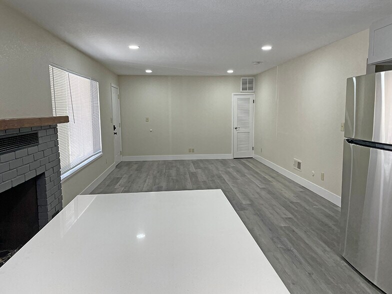 More Photos Of 673 James Ave, South Lake Tahoe Apartments For Sale