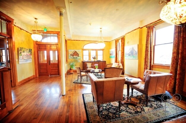 More Photos Of 40 SE Heimrich St, Dufur Hotel For Sale