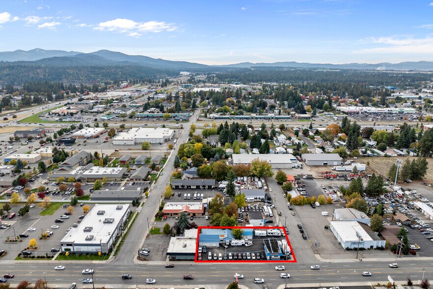 More Photos Of 2929 N Government Way, Coeur d'Alene Auto Dealership For Sale