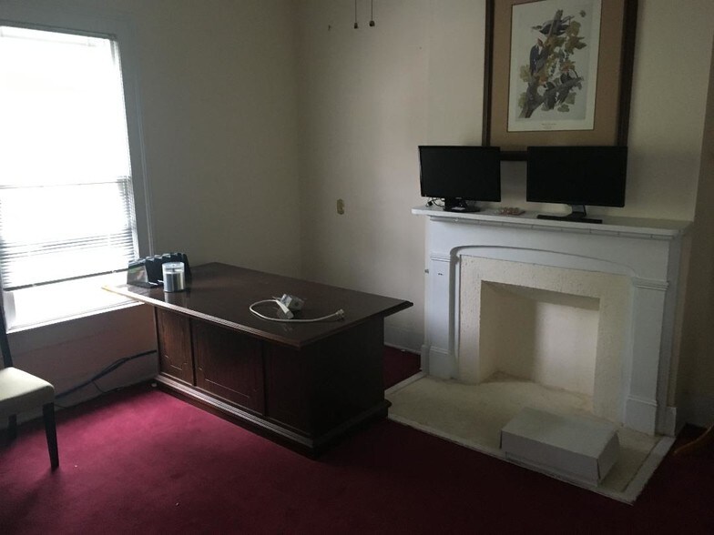 More Photos Of 1924 Barnwell St, Columbia Office For Lease
