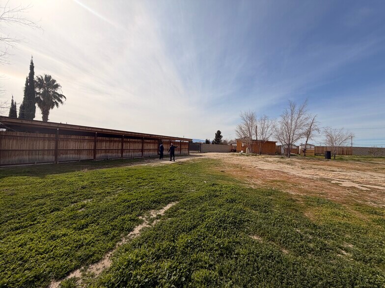 More Photos Of 15224 Bonanza Rd, Victorville Freestanding For Sale