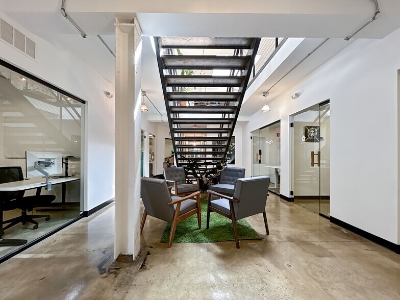 More Photos Of 414 Fayetteville St, Raleigh Coworking Space