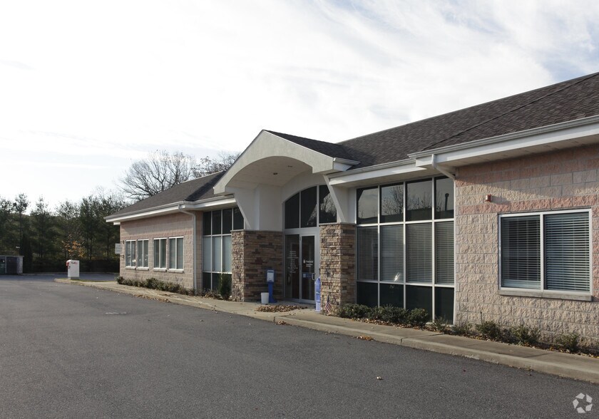 Primary Photo Of 1772 E Jericho Tpke, Huntington Medical For Lease