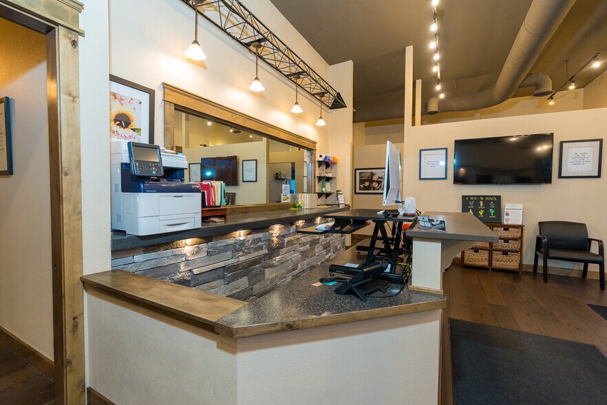 More Photos Of 210-214 W Sunset Ave, Coeur d'Alene Freestanding For Lease