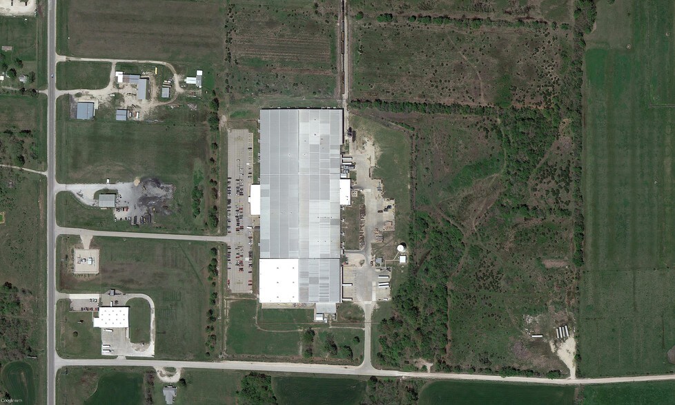 More Photos Of 2412 N US Highway 169, Coffeyville Warehouse For Sale