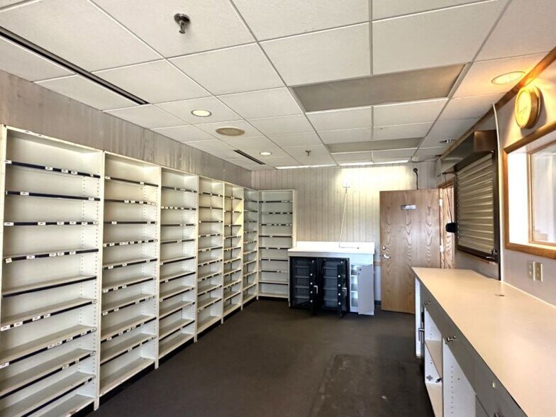 More Photos Of 301 W 1st St, Dayton Medical For Sale