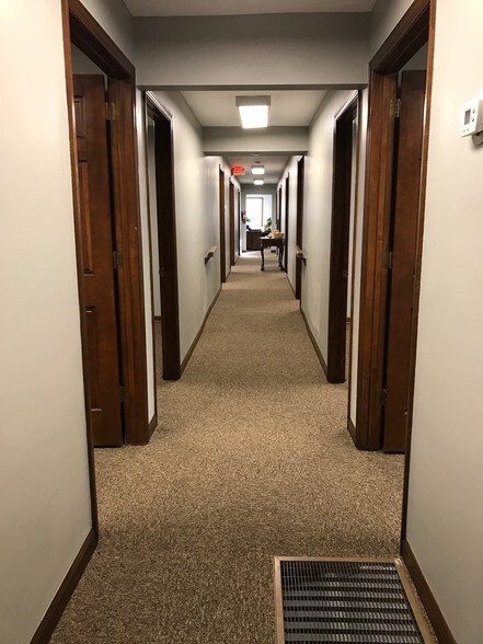 More Photos Of 2525 Lebanon Pike, Nashville Office For Lease