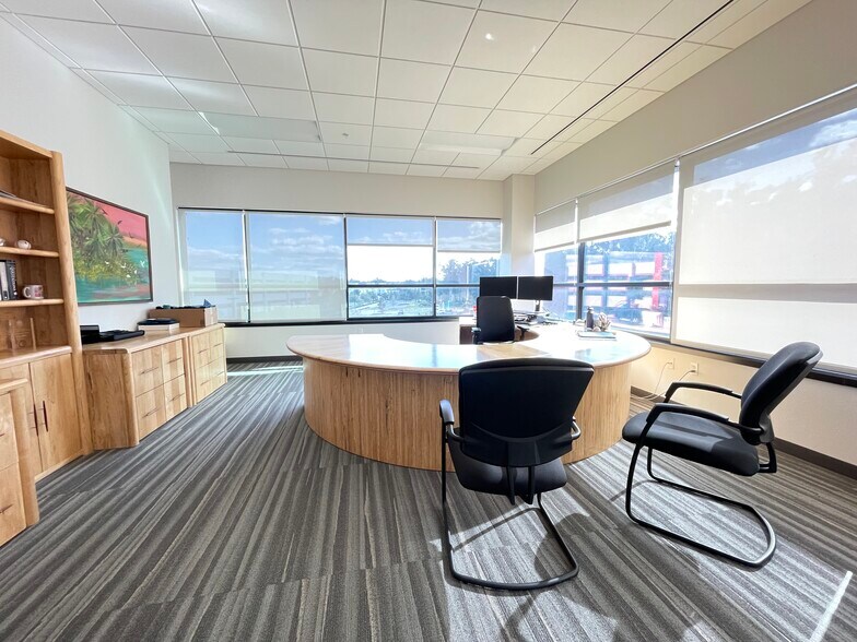 More Photos Of 2970 SW 50th Ter, Gainesville Office For Sale