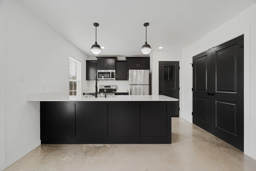 More Photos Of 5600 Spradling Ave, Fort Smith Multifamily For Sale