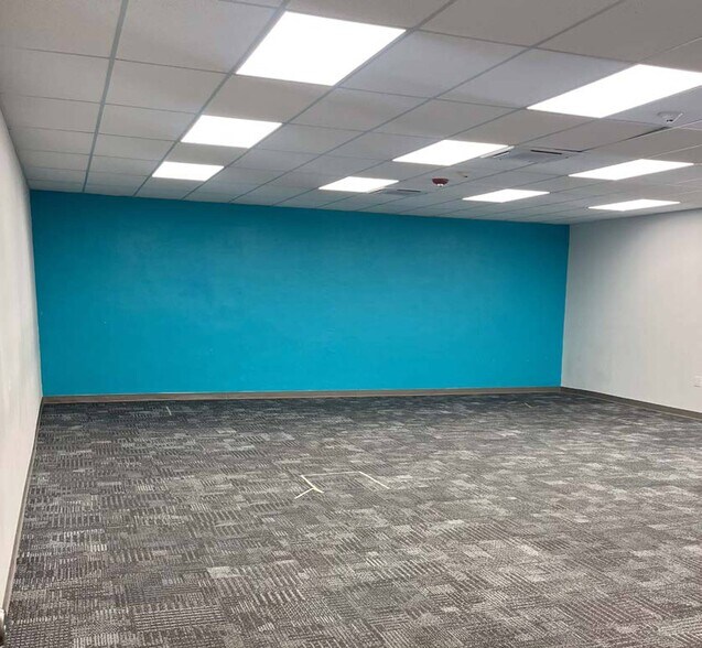 More Photos Of 901-955 San Pedro Dr NE, Albuquerque Unknown For Lease