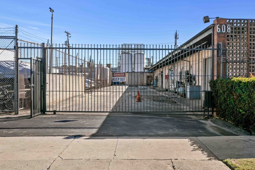 More Photos Of , Glendale Industrial For Sale