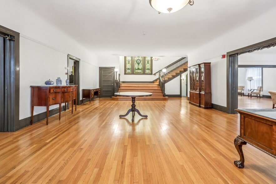 More Photos Of 375 Fairmount Ave, Jersey City Religious Facility For Sale