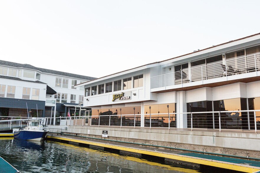 More Photos Of 2751 W Coast Hwy, Newport Beach Restaurant For Lease