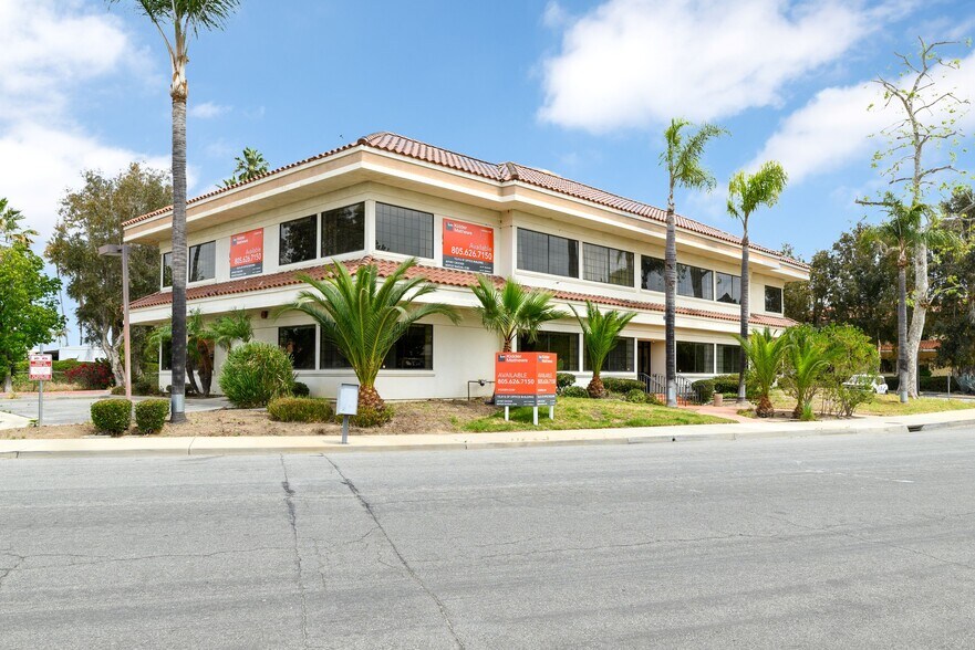 More Photos Of 1327 Del Norte Rd, Camarillo Medical For Lease