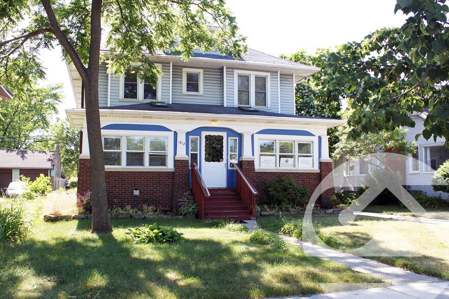 Primary Photo Of 1212 S Washington Ave, Royal Oak Office For Sale