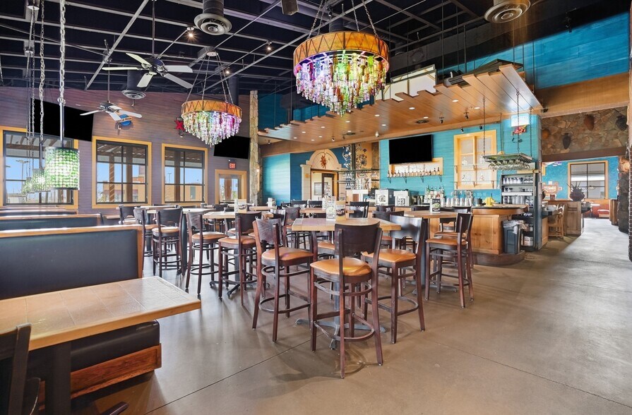 More Photos Of 1331 E North St, Rapid City Restaurant For Sale