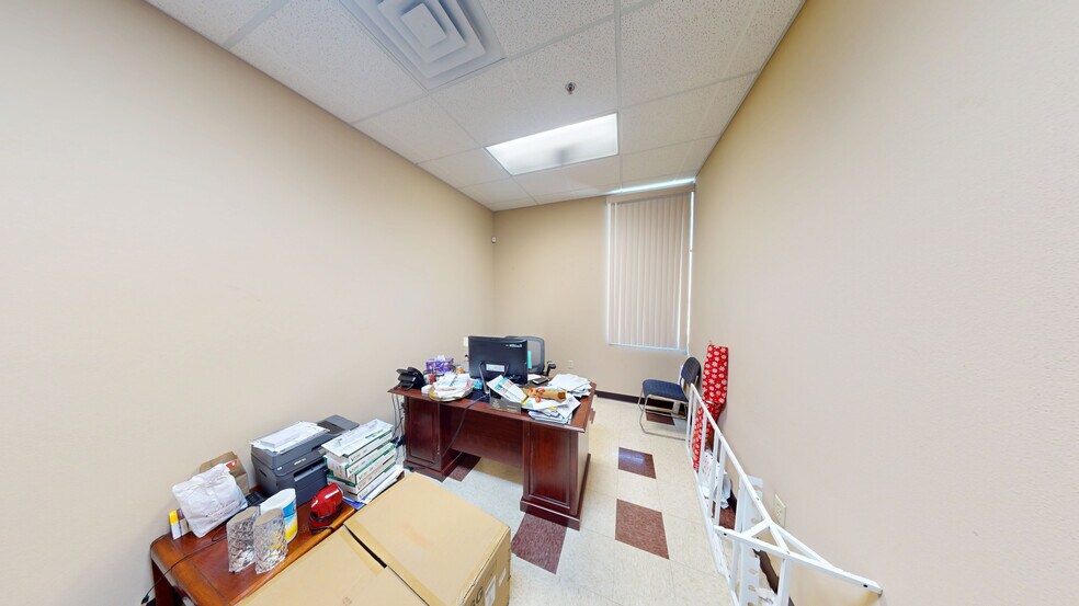 More Photos Of 5105 Camino Al Norte Rd, North Las Vegas Office For Lease