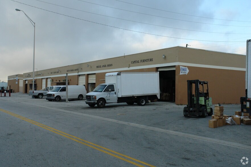 More Photos Of 7784 W 2nd Ct, Hialeah Warehouse For Sale