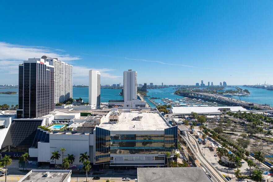 More Photos Of 1501 Biscayne Blvd, Miami Office Residential For Lease