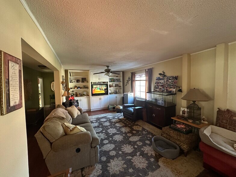 More Photos Of 216 E Park Ave, Charlotte Land For Sale