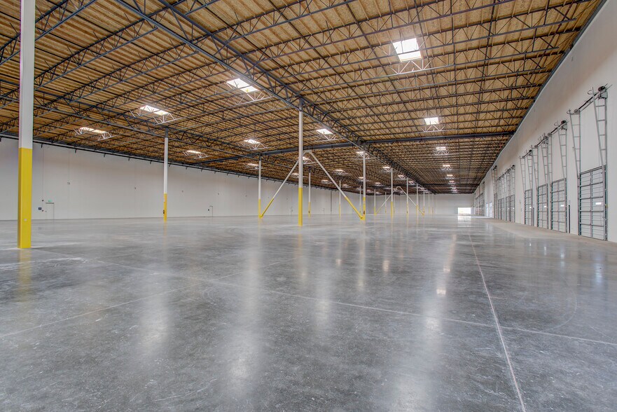 More Photos Of 3613 Zephyr Ct, Stockton Warehouse For Lease