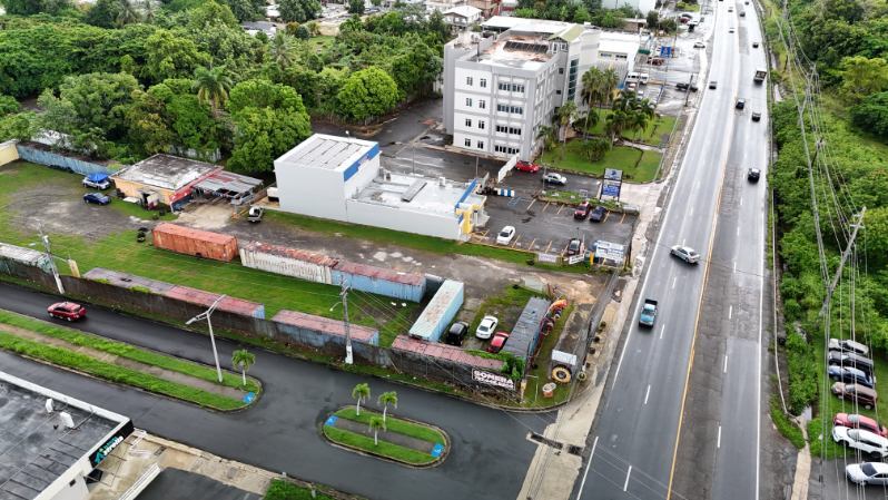 More Photos Of PR-2 BO. Florida Afuera, Barceloneta Medical For Sale