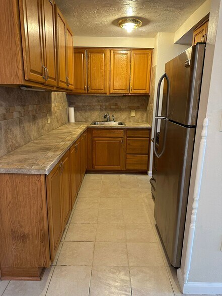 More Photos Of 235 E Erie Ave, Lorain Apartments For Sale