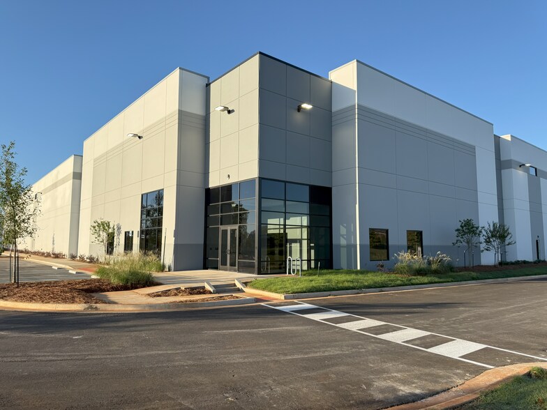 Primary Photo Of 120 Electronics Blvd SW, Huntsville Warehouse For Sale