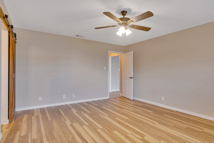 More Photos Of 7405 E County Road 110, Midland Land For Sale