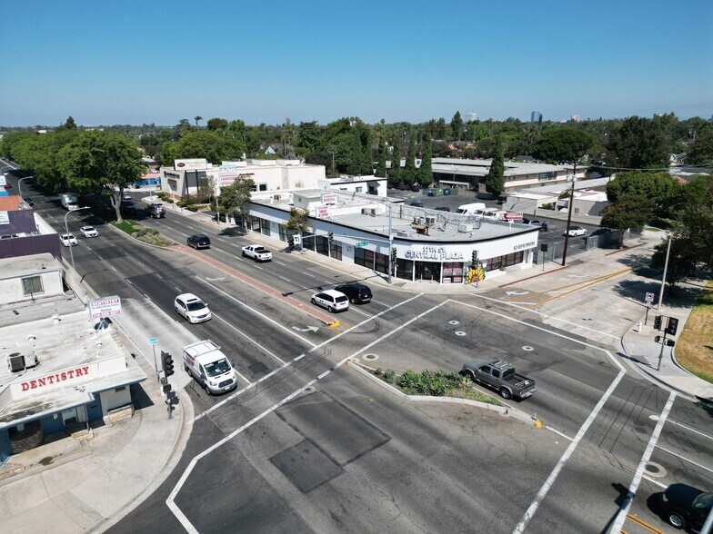 More Photos Of 501 W 17th St, Santa Ana Storefront Retail Office For Lease