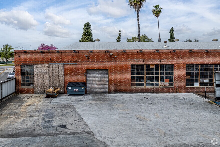 More Photos Of 7343 Pierce Ave, Whittier Manufacturing For Lease