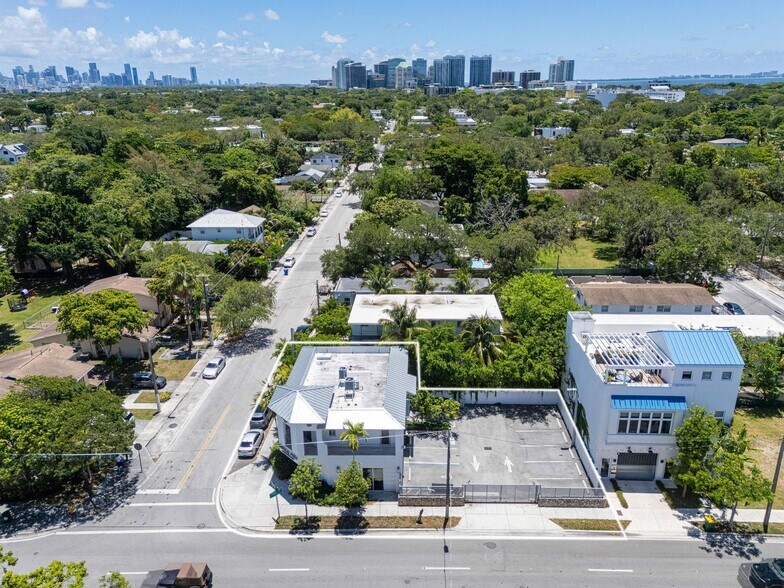 More Photos Of 3305 SW 37th Ave, Miami Office For Sale