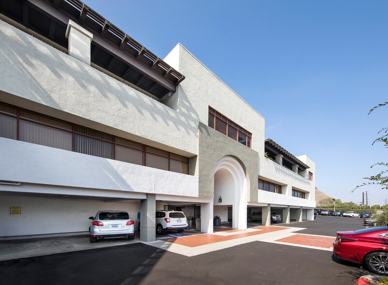 More Photos Of 25500 Hawthorne Blvd, Torrance Office For Lease