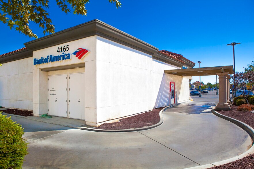 More Photos Of 4165 W Avenue L, Lancaster Bank For Sale