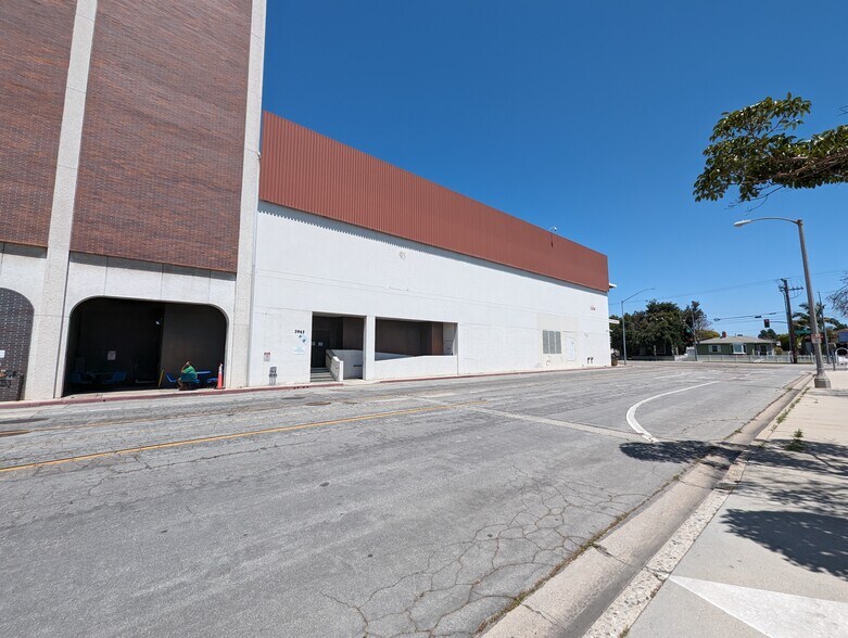 Primary Photo Of 3965 Clark Ave, Long Beach Office For Sale