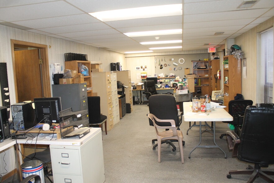 More Photos Of 1169 Lyon Rd, Batavia Manufacturing For Sale