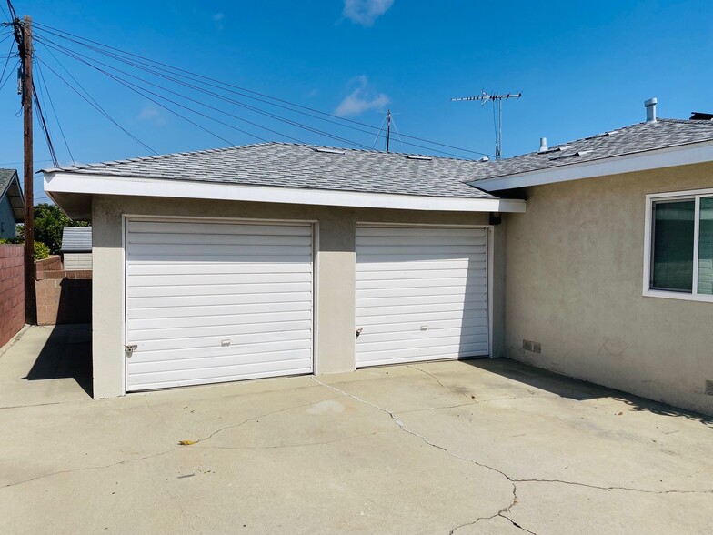 More Photos Of 4205 W 139th St, Hawthorne Apartments For Sale