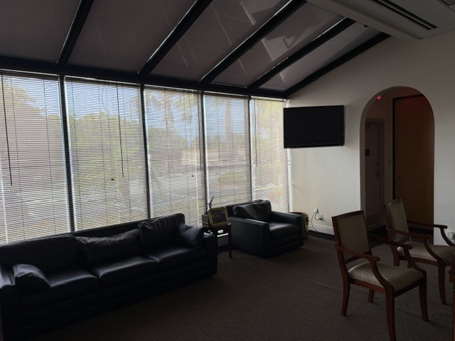 More Photos Of 321 E Hillsboro Blvd, Deerfield Beach Office For Sale
