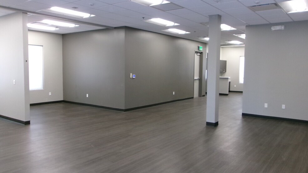 More Photos Of 6314 W Union Hills Dr, Glendale Medical For Lease