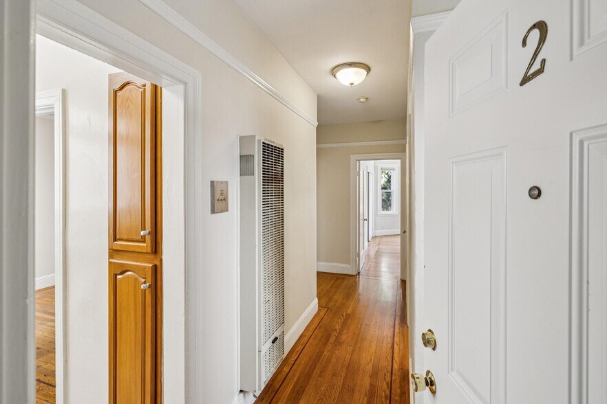 More Photos Of 1133 Webster St, San Francisco Apartments For Sale