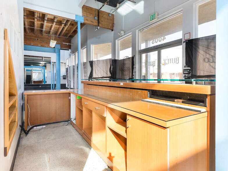More Photos Of 4005 Highland Ave, Manhattan Beach Storefront Retail Office For Lease