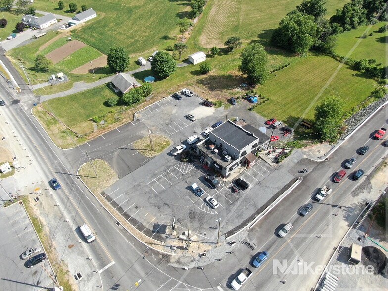 More Photos Of 3341 Pricetown Rd, Fleetwood Freestanding For Sale