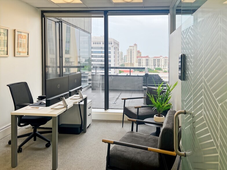 More Photos Of 150 Alhambra Cir, Coral Gables Coworking Space