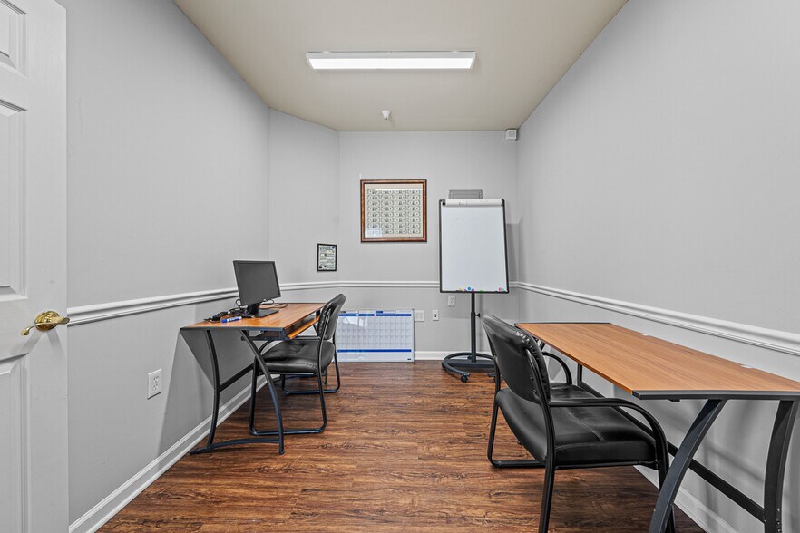 More Photos Of 3459 Acworth Due West Rd NW, Acworth Office For Sale