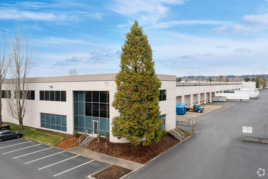 More Photos Of 21901 67th Ave S, Kent Distribution For Lease