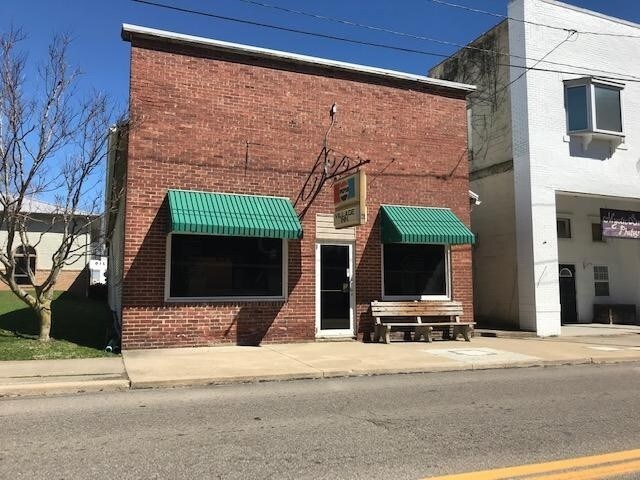 More Photos Of 50 S Main St, Utica Bar For Sale